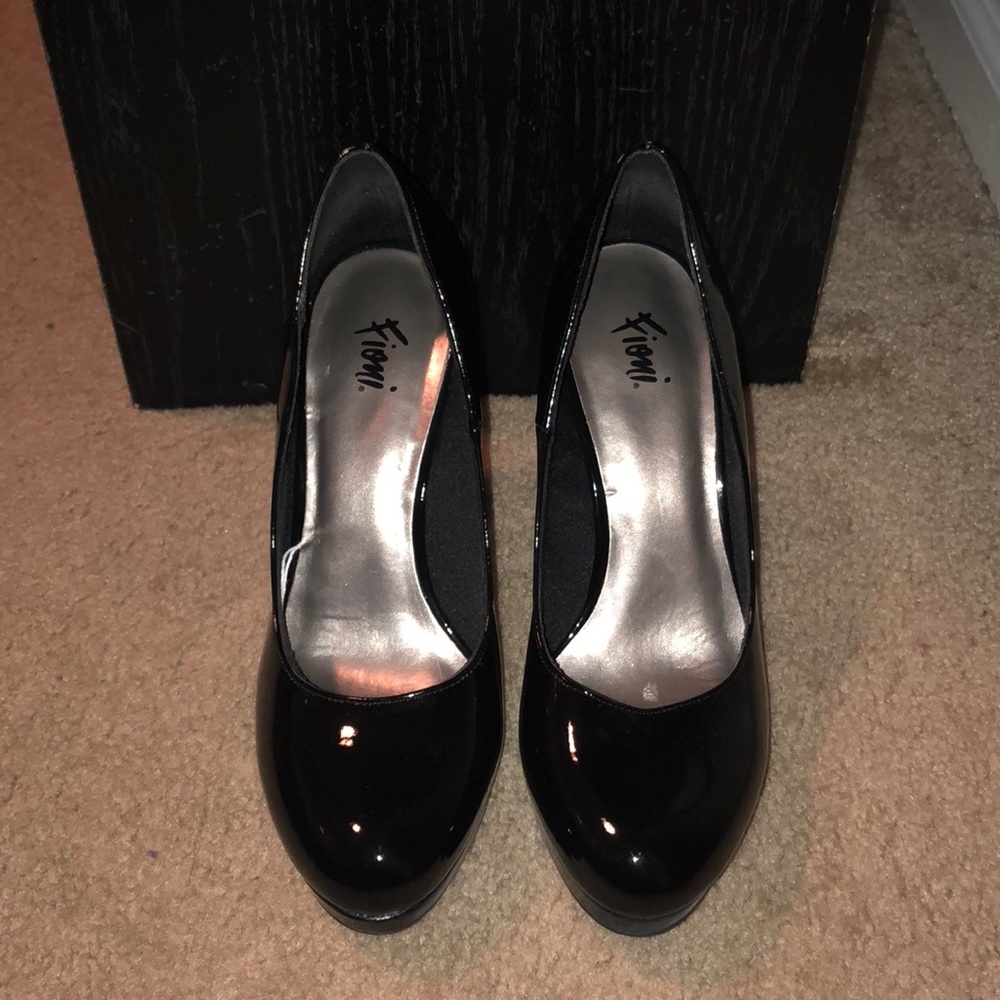 Fioni Heels